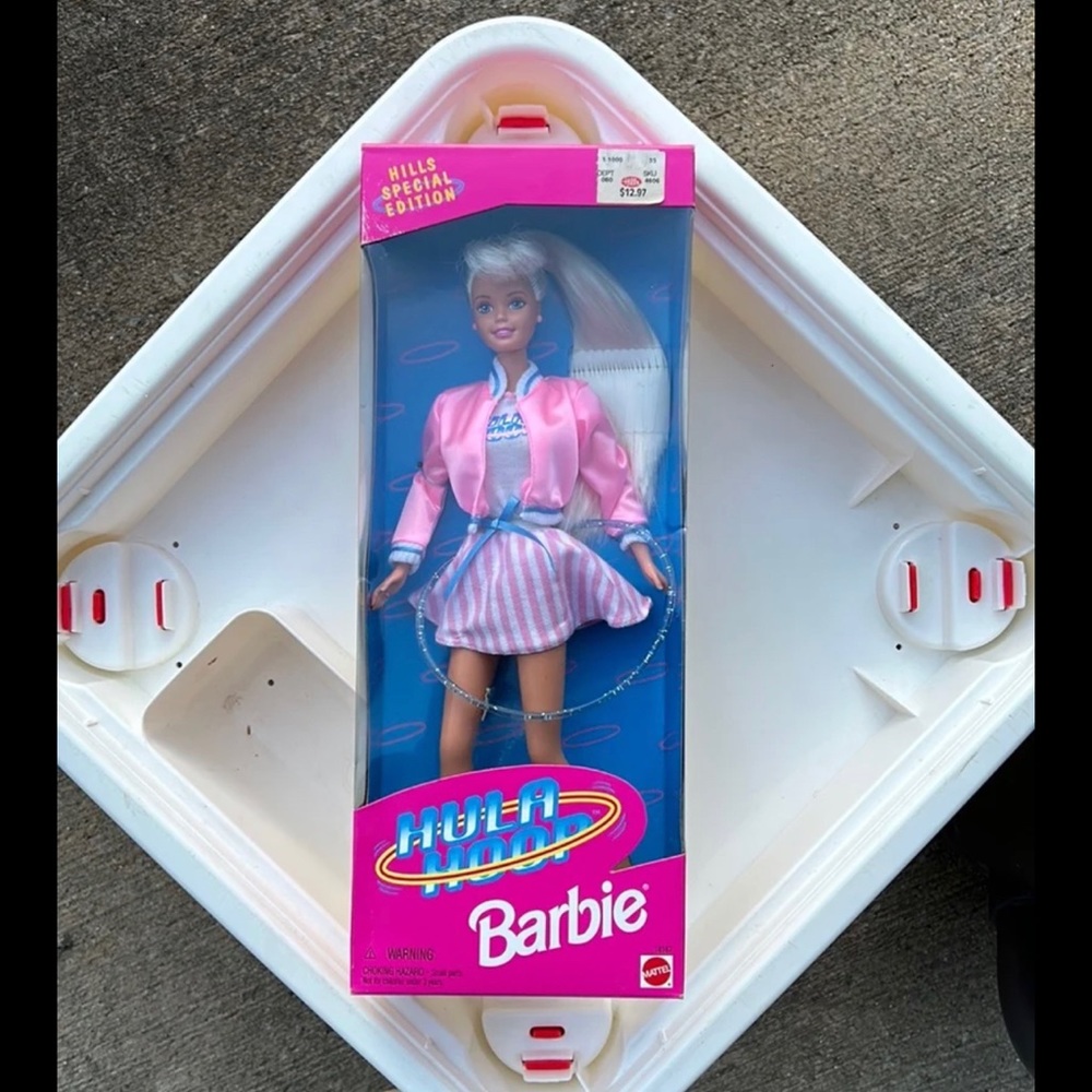 NWT Hula hoop Barbie - Hills special edition Barbie Doll